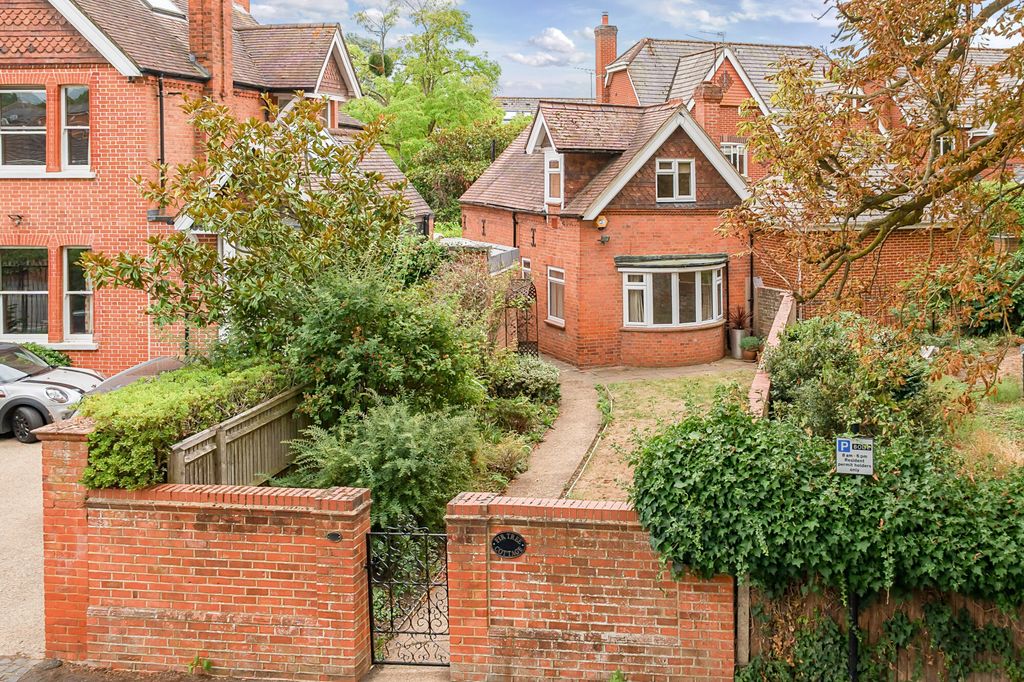 Property photo 1 of 14