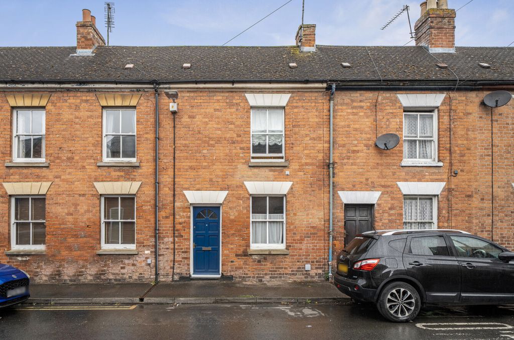 Property photo 1 of 18 1471470-7-6A20102...