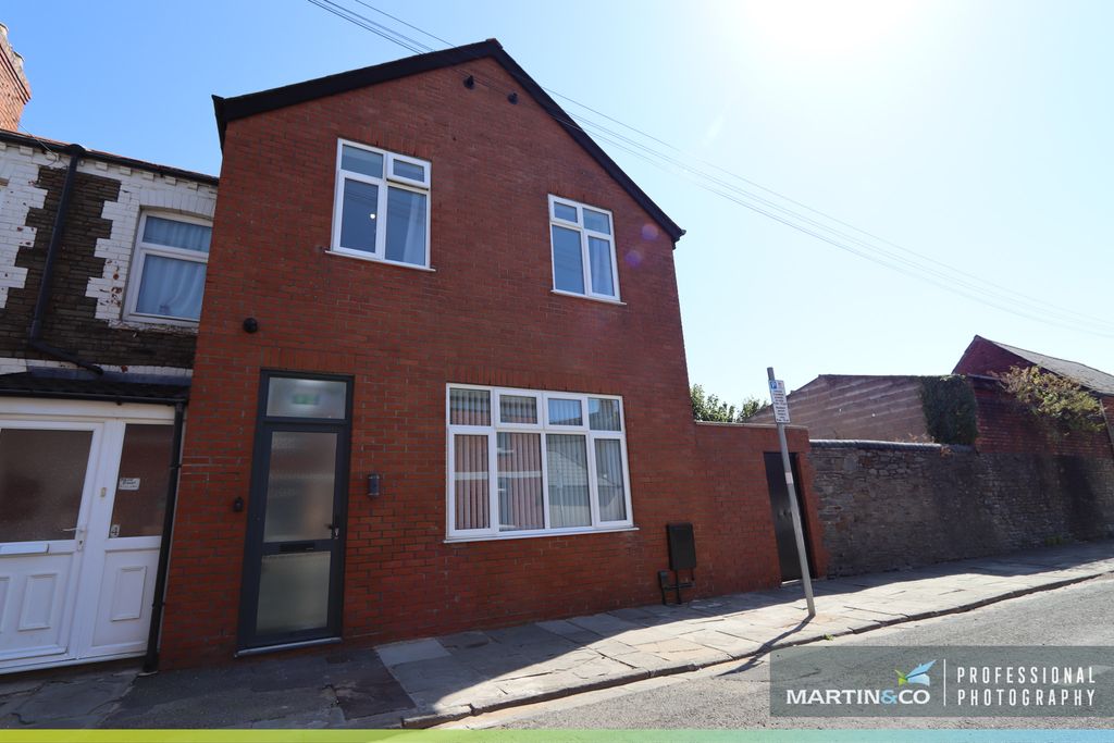 Property photo 1 of 16