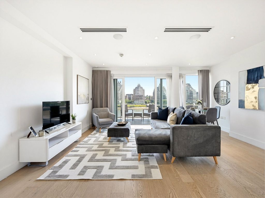 Property photo 1 of 14 Riverwalk Apartments