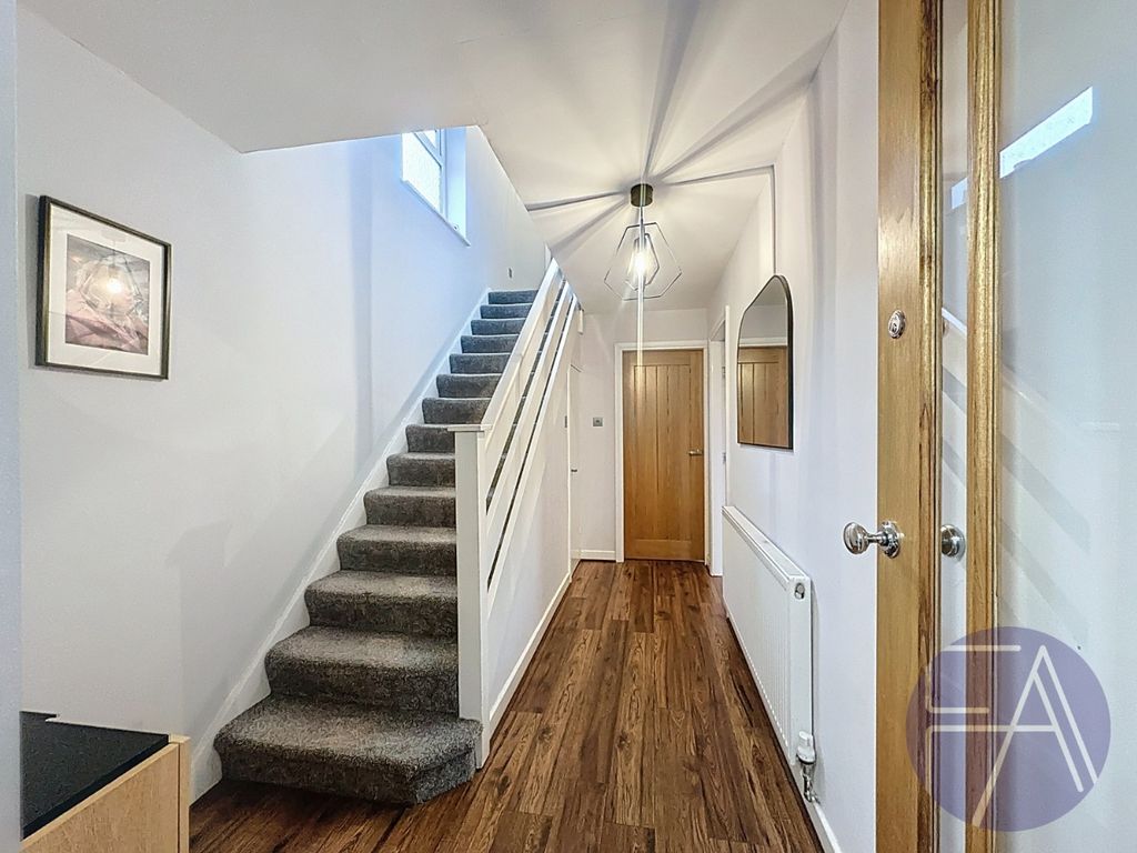 Property photo 3 of 27 4933922