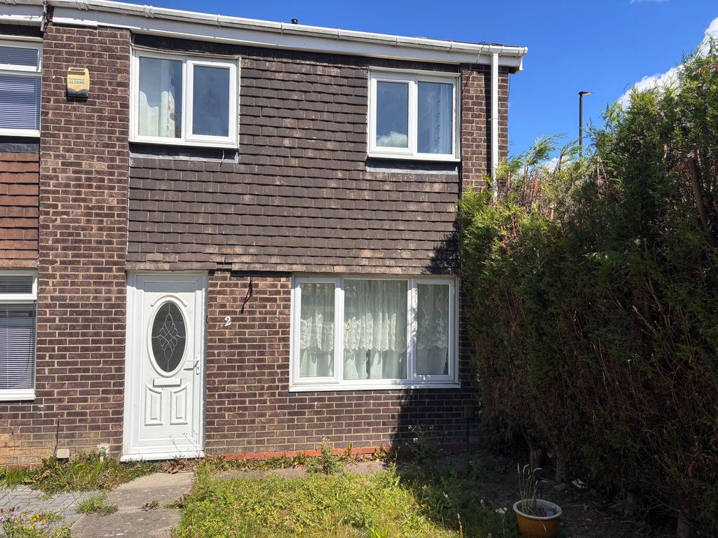Property photo 1 of 12