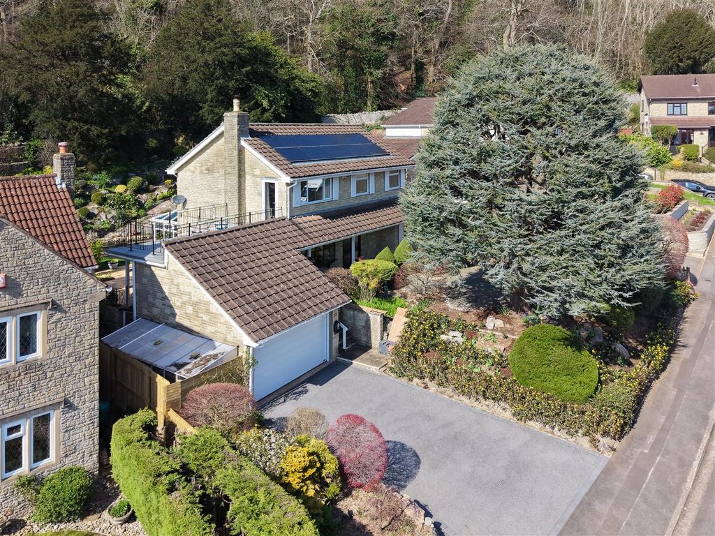 Property photo 1 of 32 Drone Shot