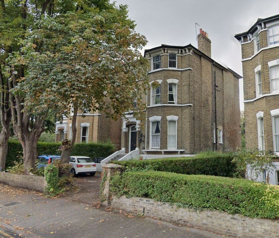 Property photo 1 of 7 External