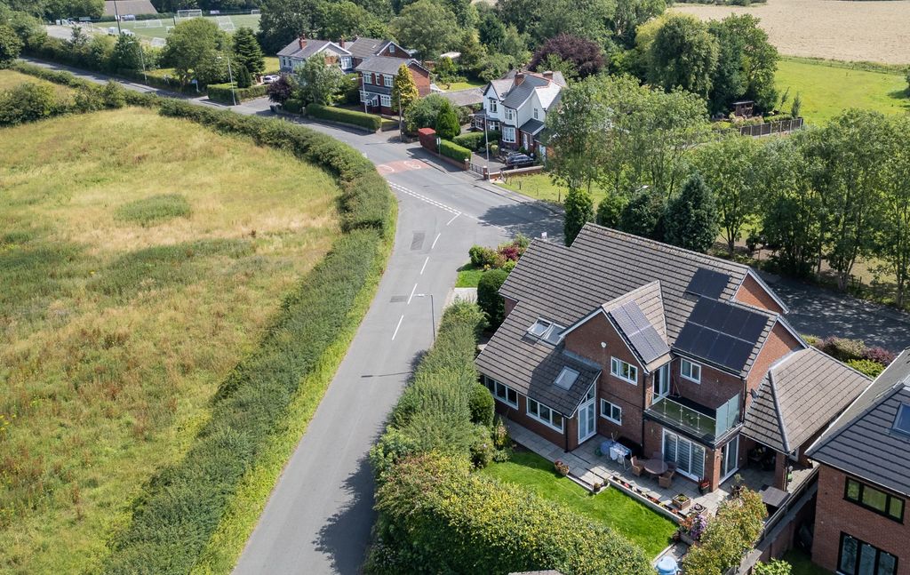 Property photo 1 of 36 3761670