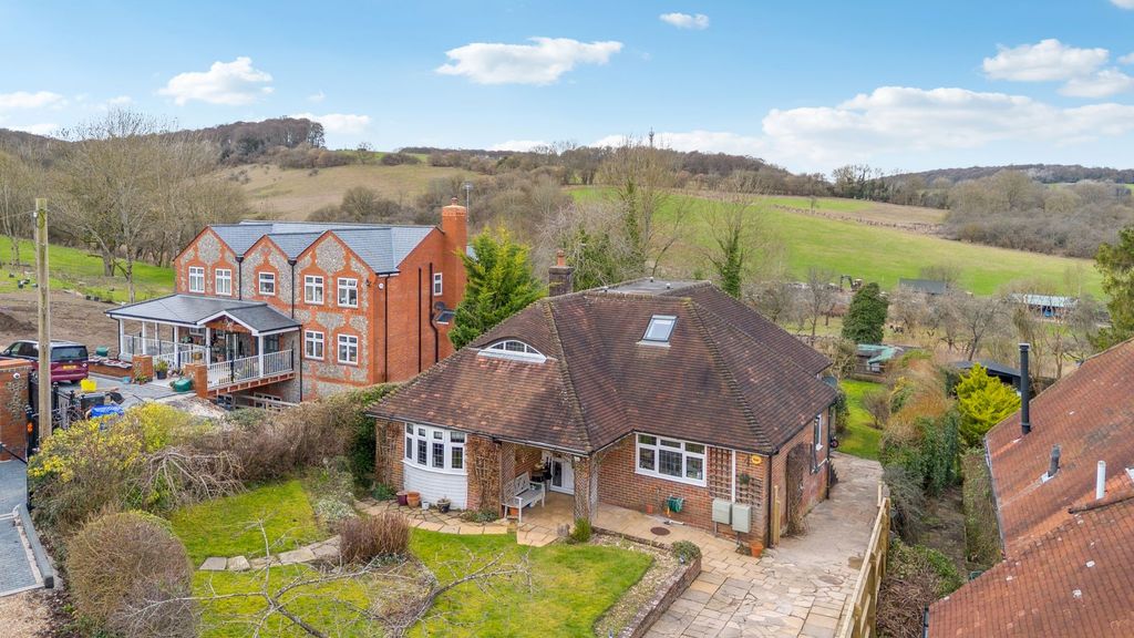 Property photo 1 of 26