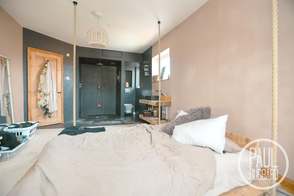 Property photo 3 of 21 7R5A0047-3.Jpg