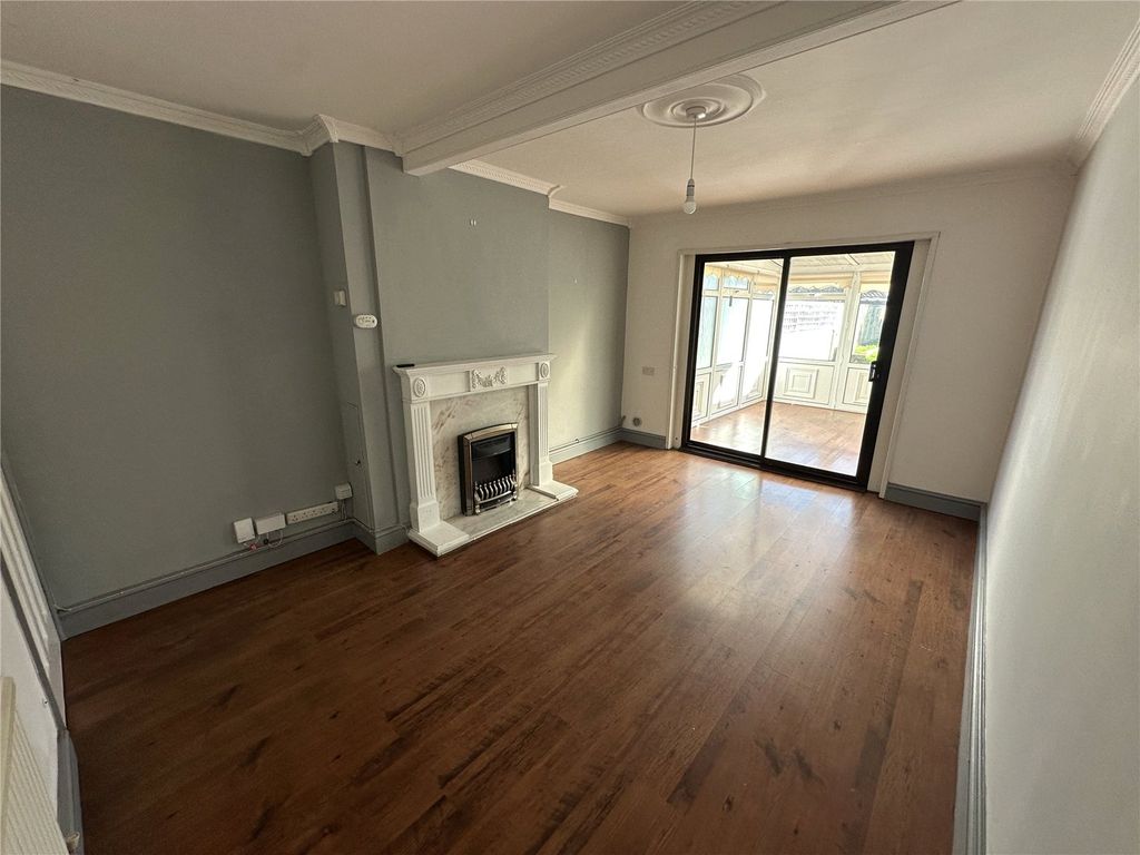 Property photo 3 of 21 Picture No. 18