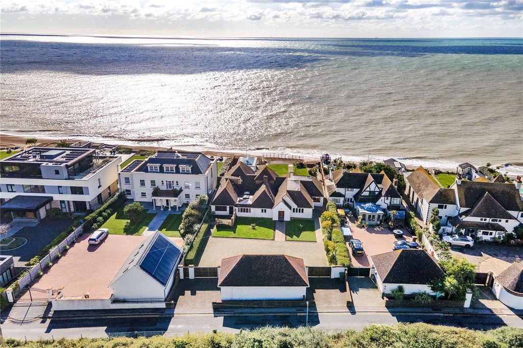 Property photo 1 of 25 Out To Sea