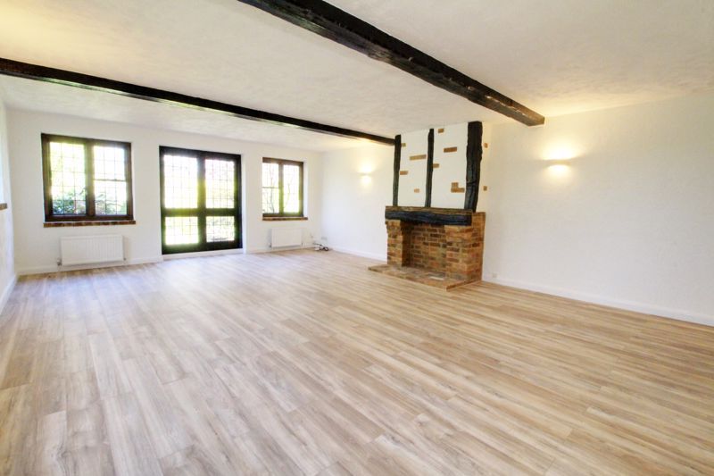 Property photo 3 of 22 Photo 36