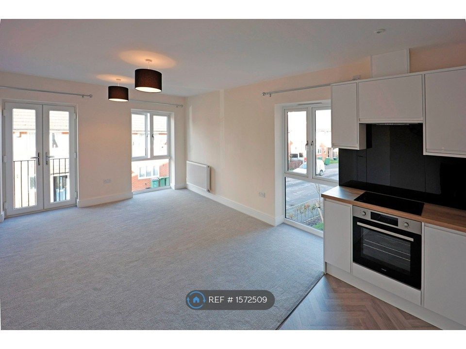 Property photo 3 of 8