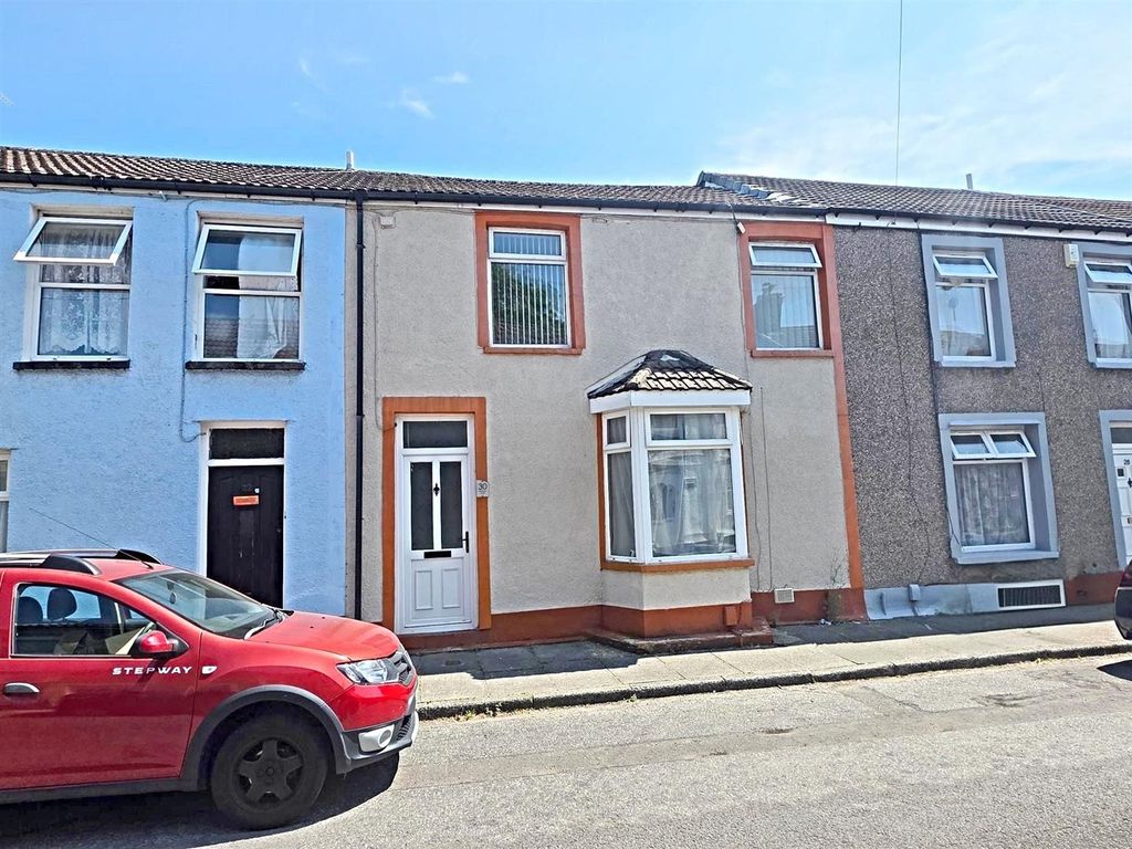 Property photo 1 of 30