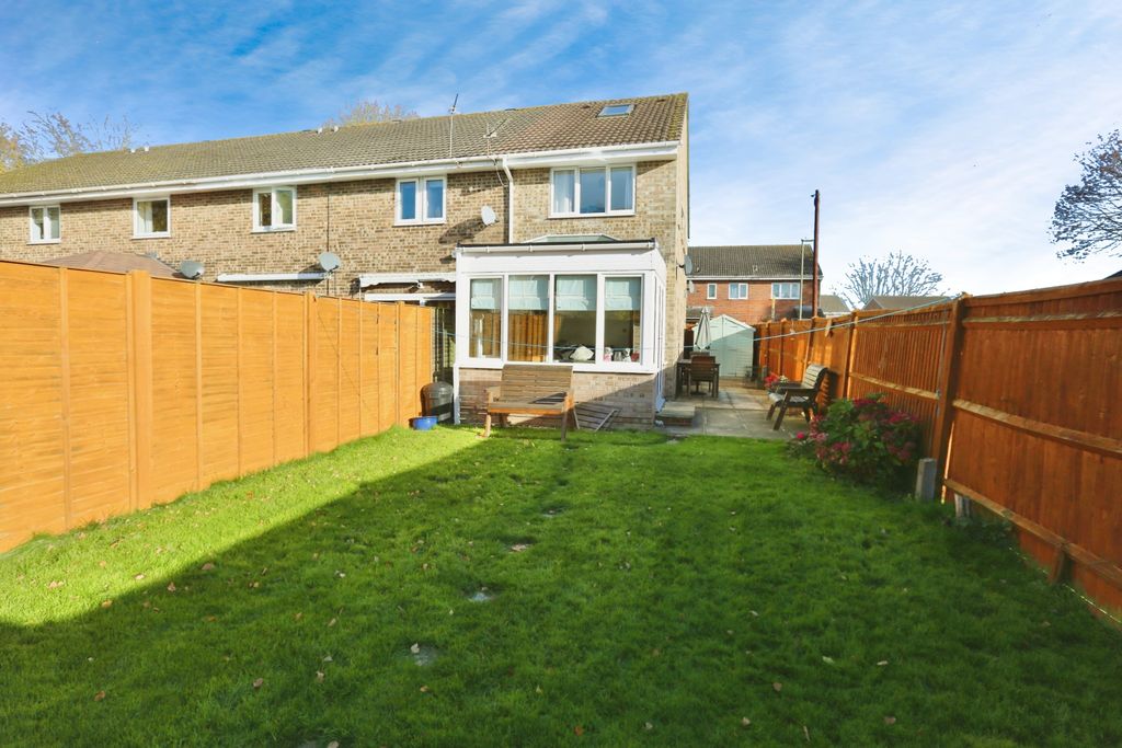 Property photo 2 of 17 Photography