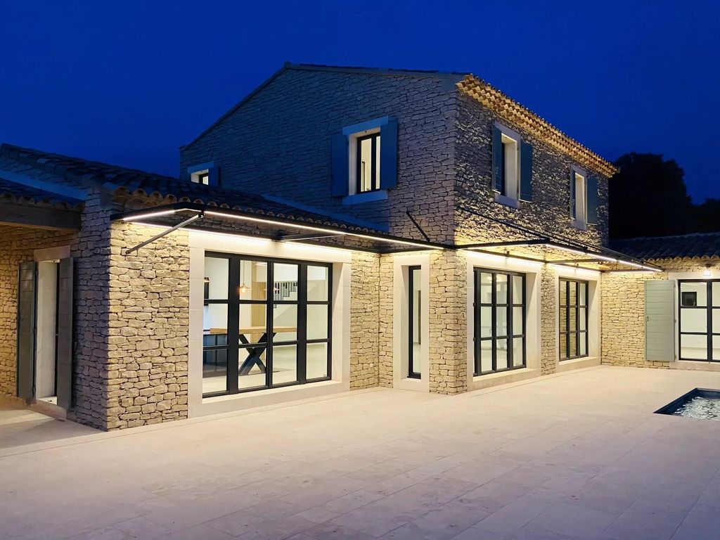 Property photo 1 of 56 Contemporary Villa With Panoramic Views