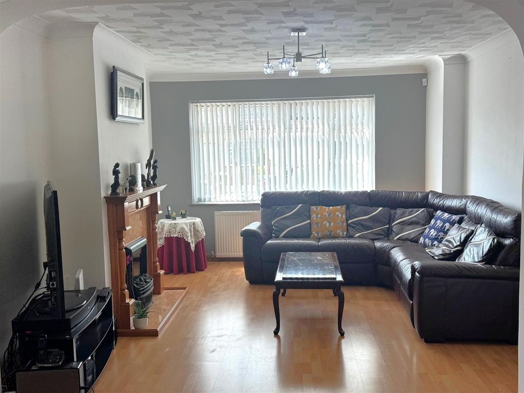 Property photo 3 of 16 Img_3559.Jpg