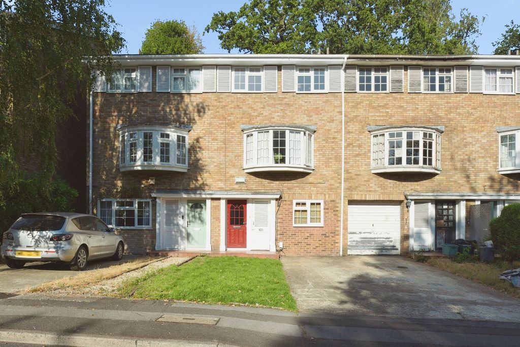 Property photo 1 of 27 Pbox-Img.Jpg