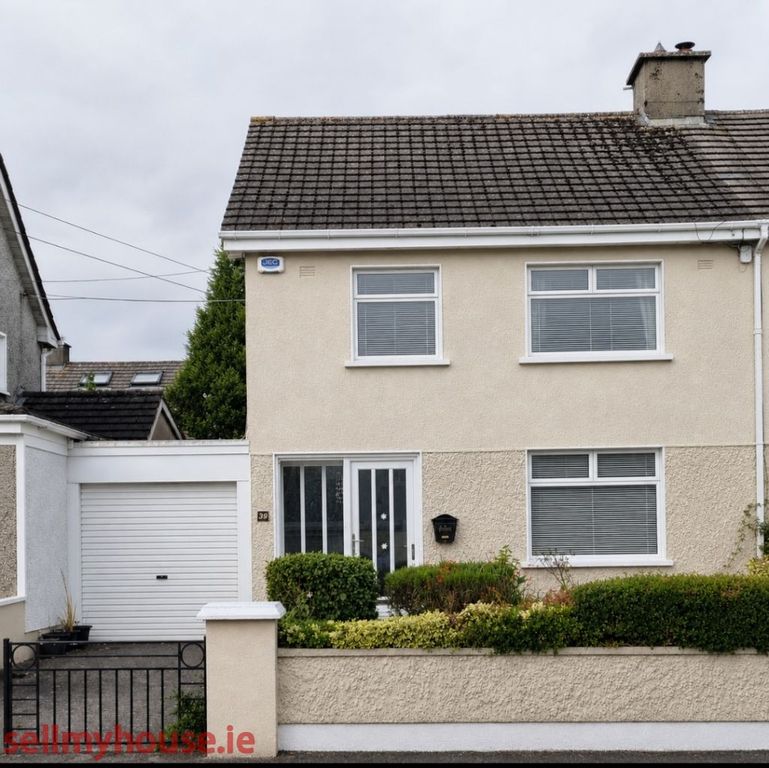 Property photo 1 of 8