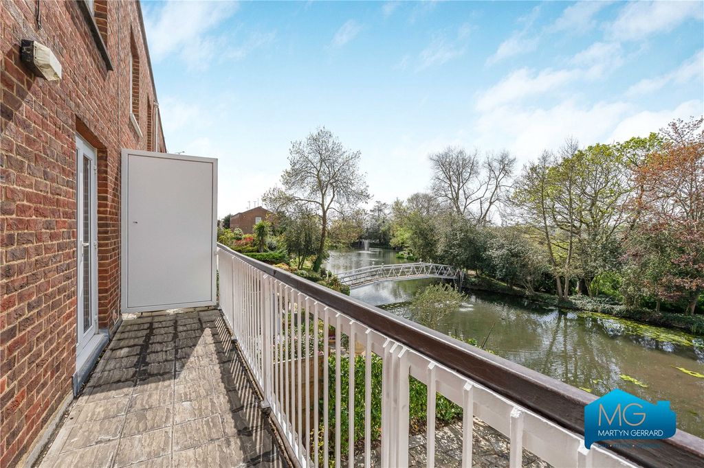 Property photo 3 of 25 Picture No. 43