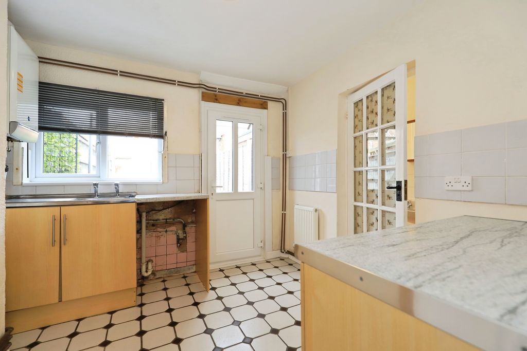 Property photo 2 of 20 Pbox-Img.Jpg