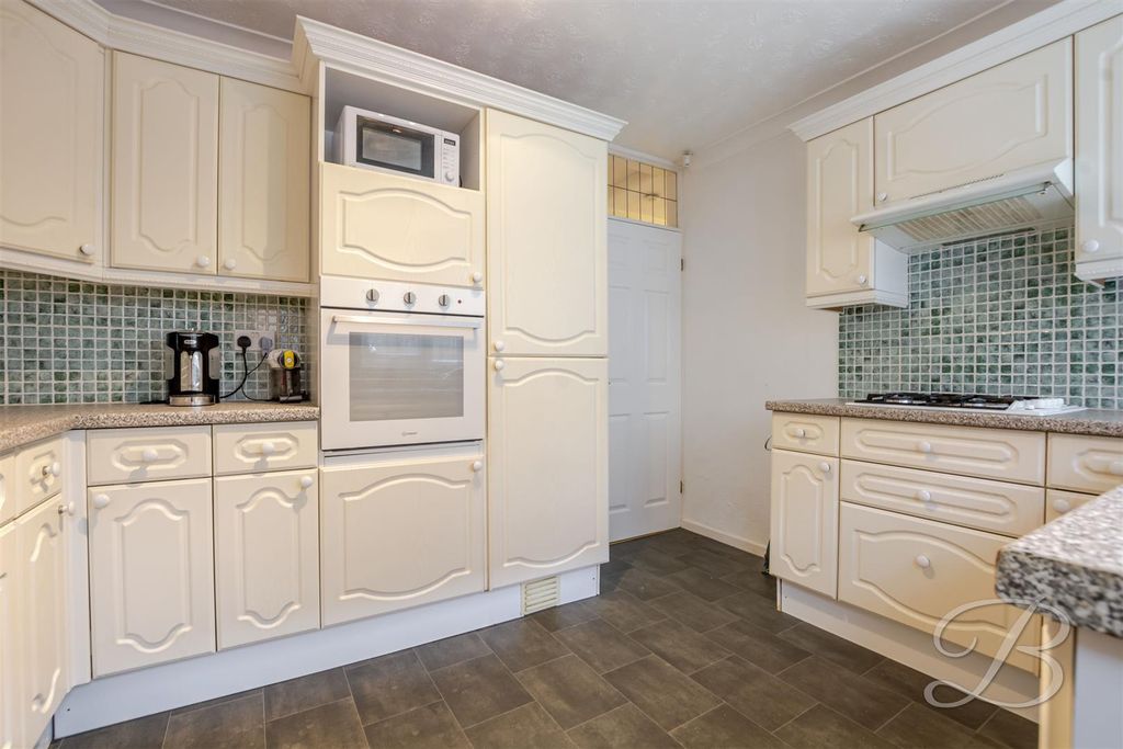 Property photo 3 of 30 Ccltd-10.Jpg