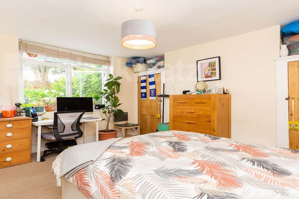 Property photo 3 of 8