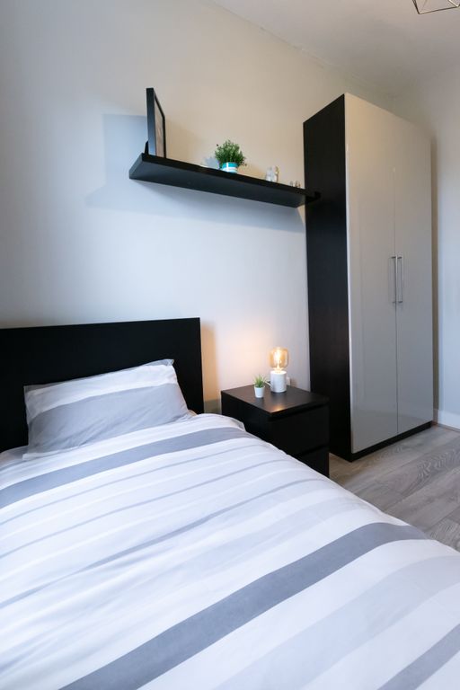 Property photo 3 of 19 Bedroom