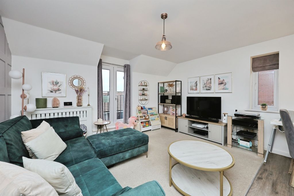 Property photo 3 of 16