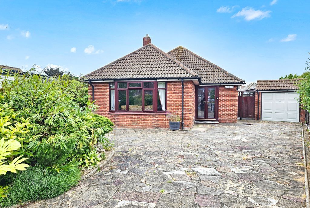 Property photo 1 of 14 Front