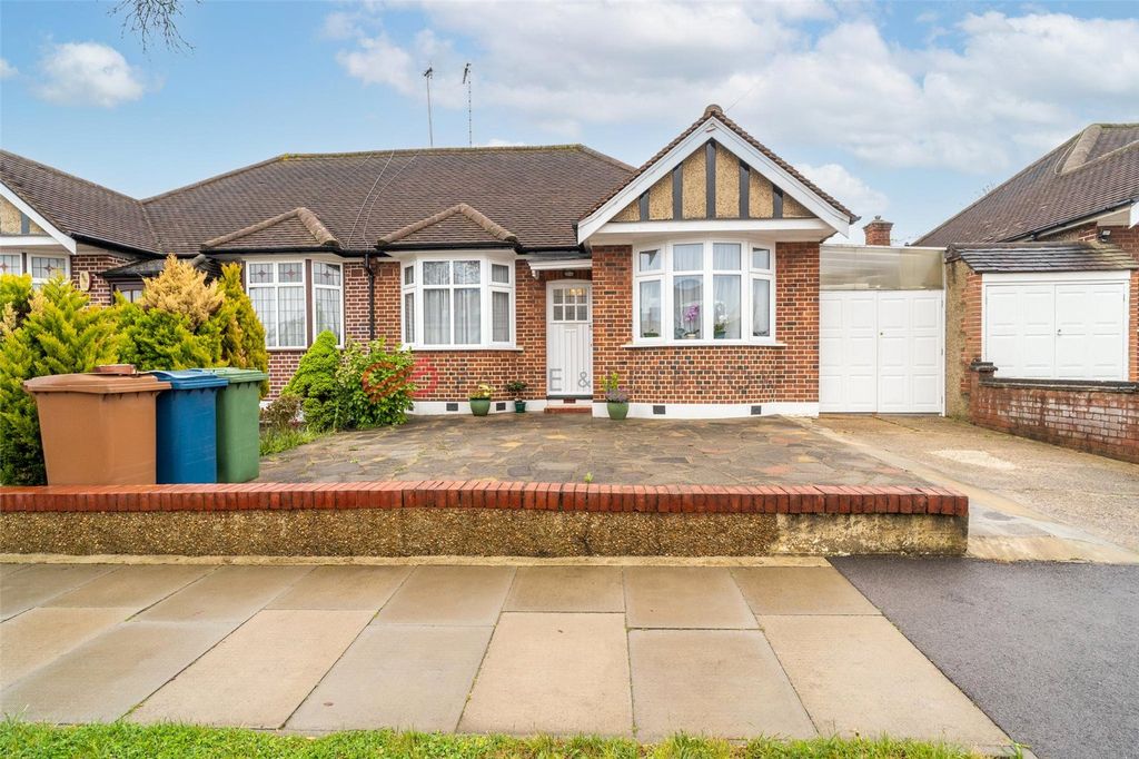 Property photo 3 of 19 Picture No. 08