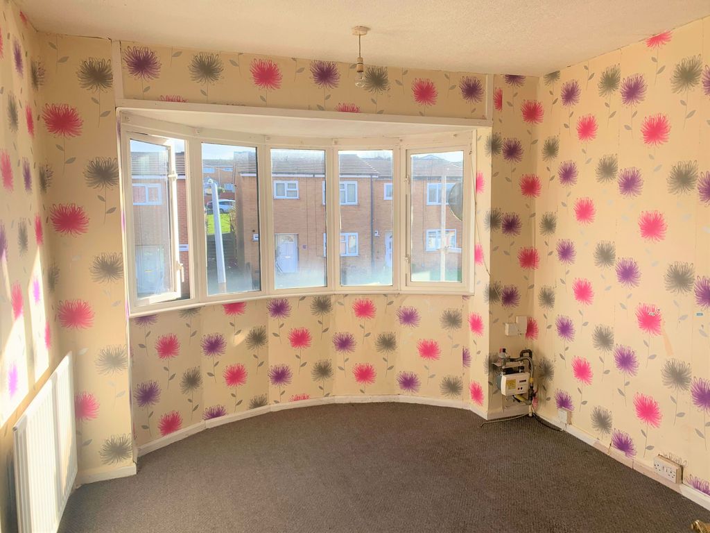 Property photo 2 of 7 Photo 7