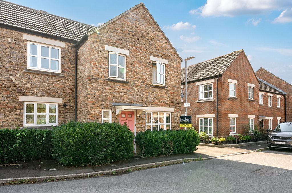 Property photo 1 of 20 1479462-20-6A3A65...