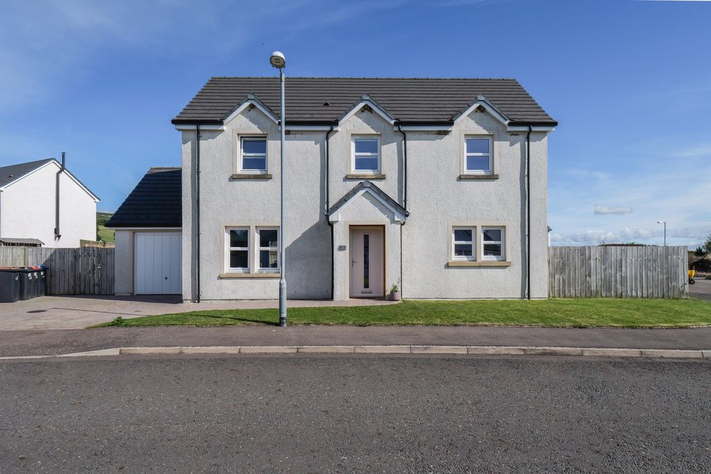 Property photo 1 of 43