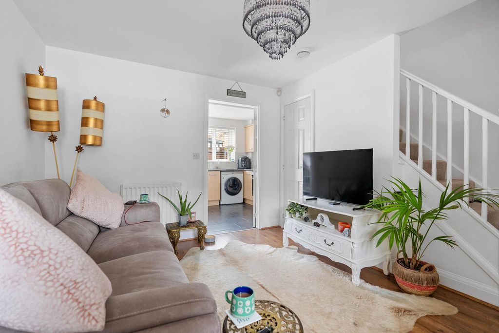 Property photo 3 of 20 Living Room