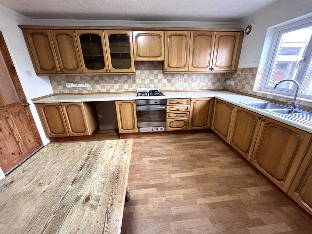 Additional image 21 of 3 bed bungalow for saleHampshire Drive, Pembroke Dock, Pembrokeshire SA72