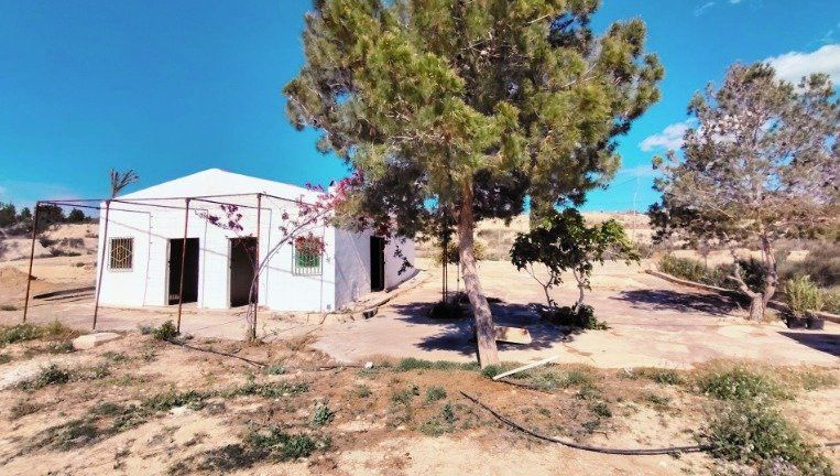 Property photo 1 of 19