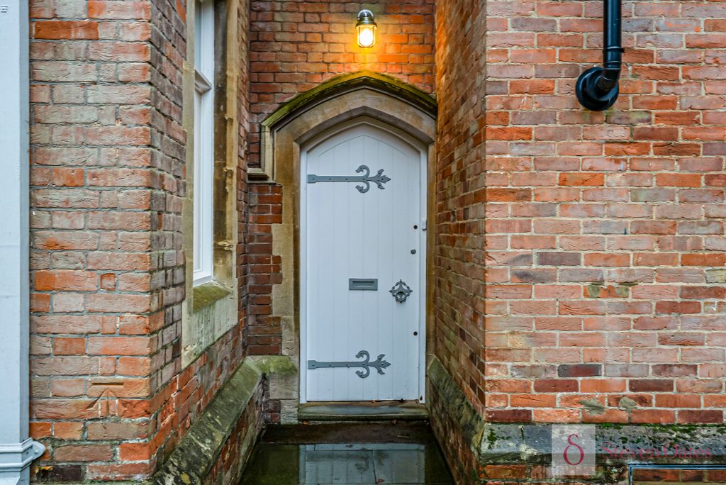 Property photo 3 of 44 40_69849_Watermarked