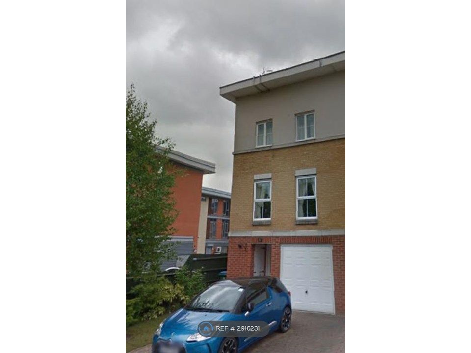 Property photo 1 of 5
