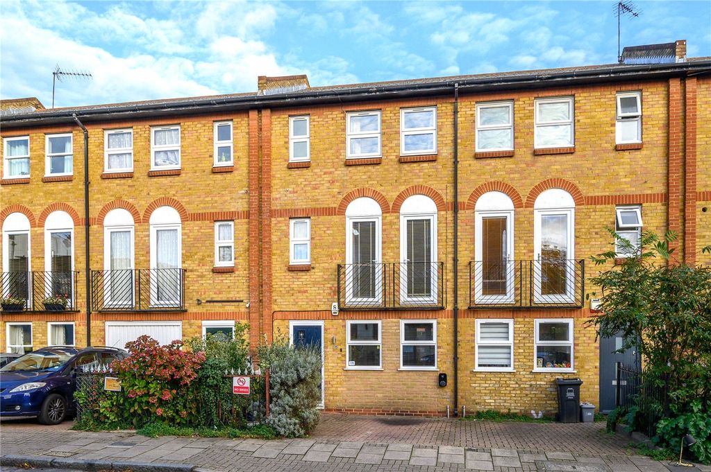 Property photo 2 of 21 Picture No. 33