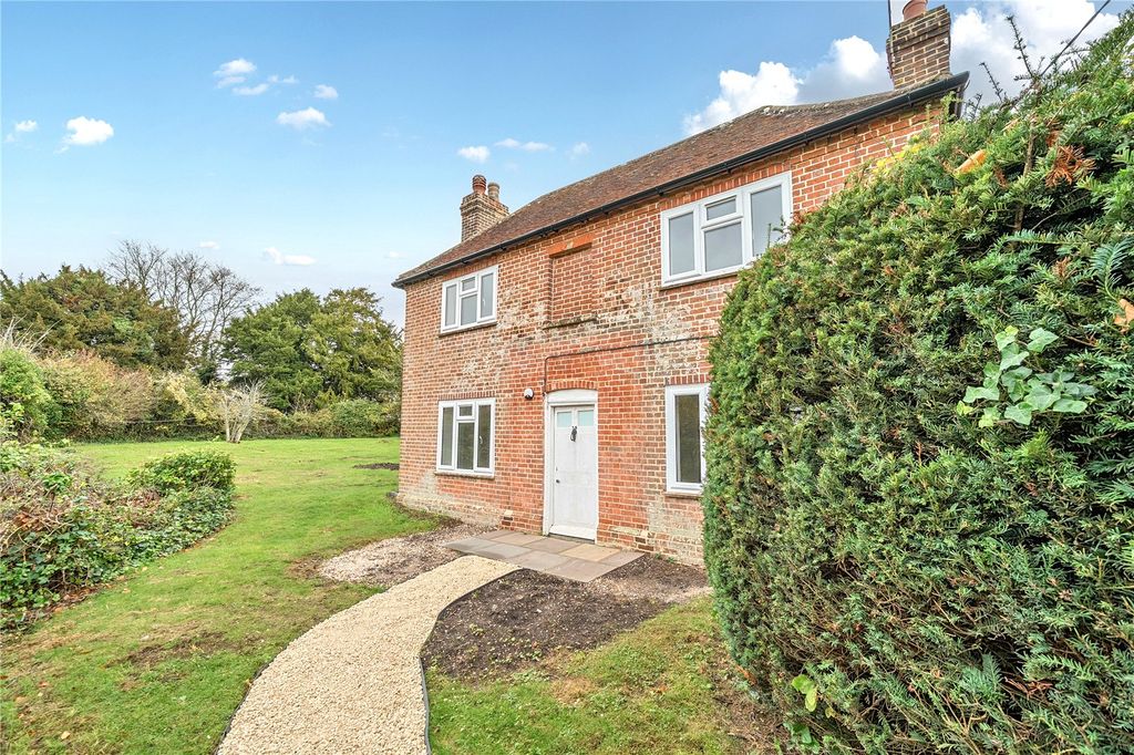 Property photo 1 of 10 Front Aspect