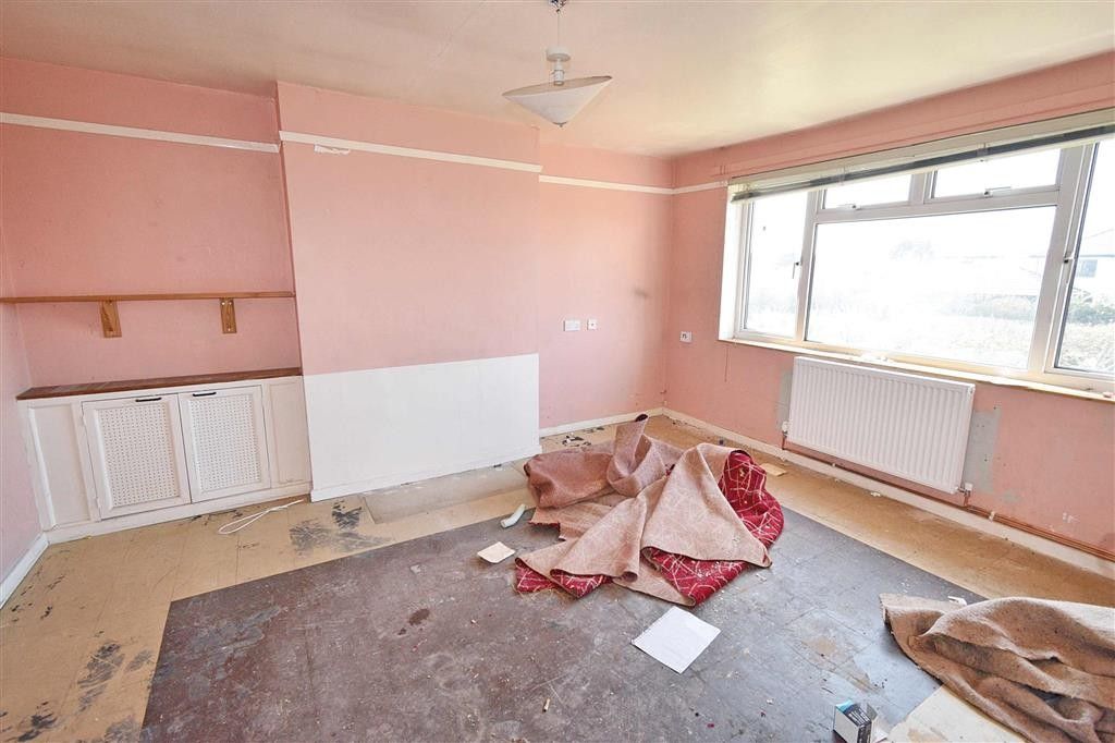 Property photo 3 of 4