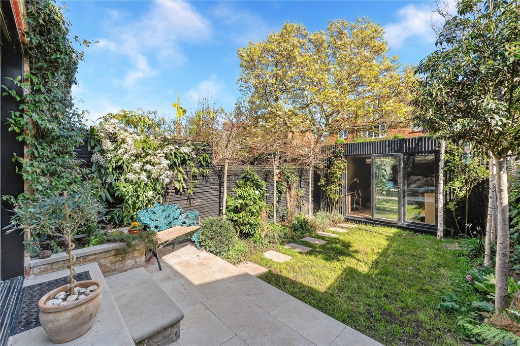 Property photo 3 of 20 Picture No. 45