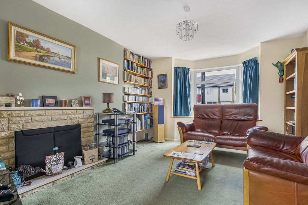 Property photo 2 of 19