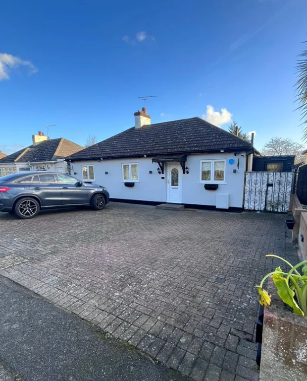 Property photo 1 of 15