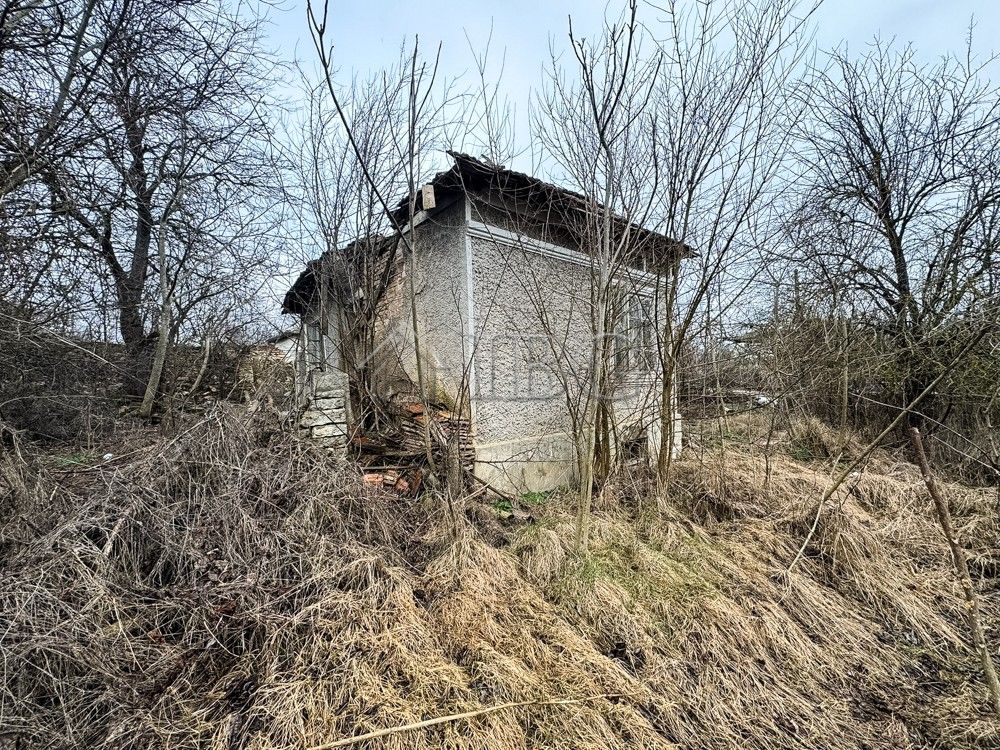 Property photo 2 of 5