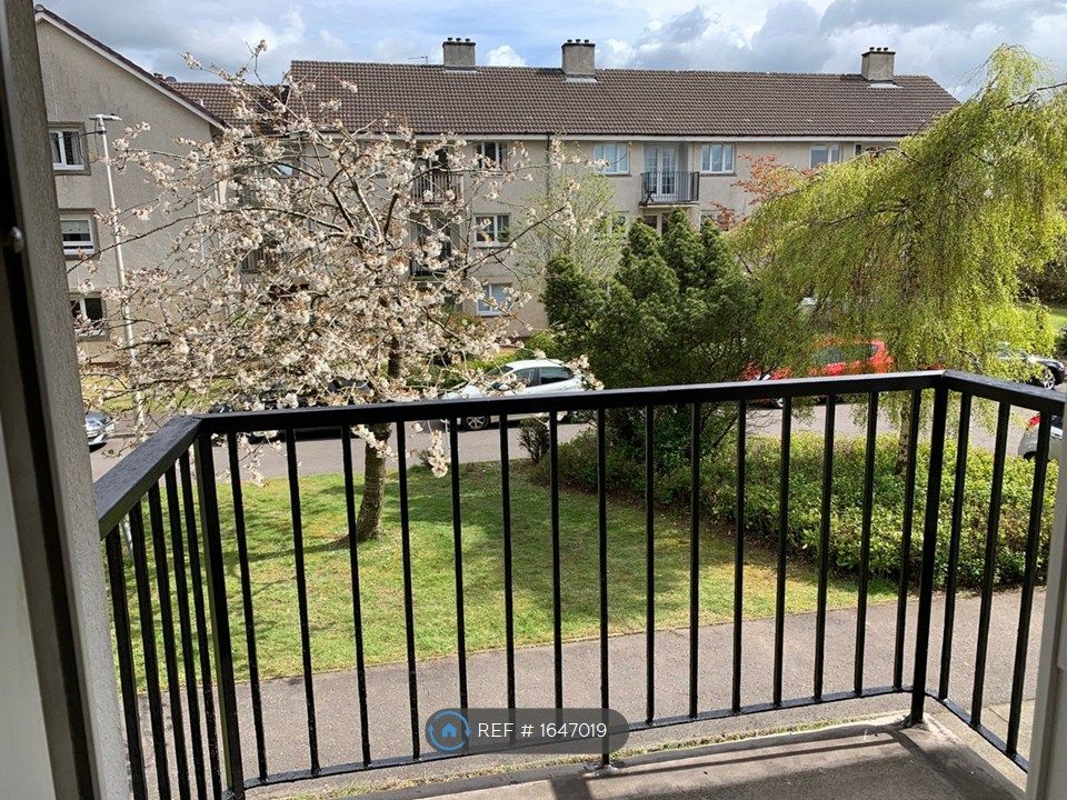 Property photo 1 of 17 Balcony