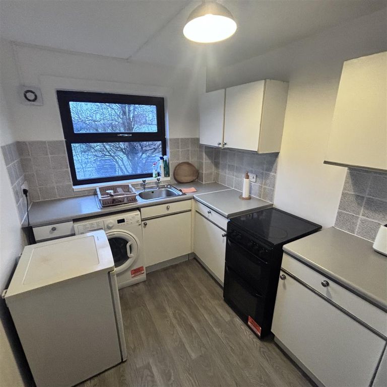 Property photo 3 of 7 Img_7482.Jpg