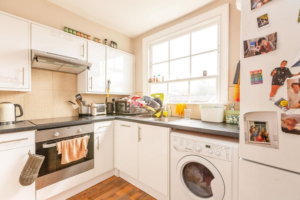 Property photo 2 of 7 2