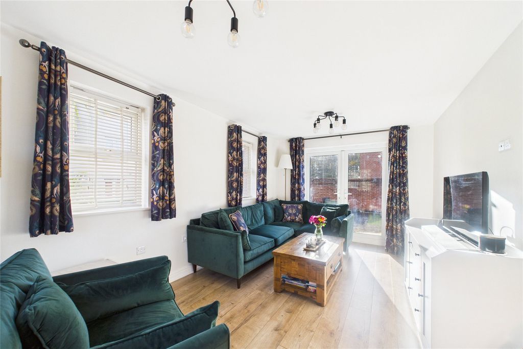 Property photo 2 of 13 Picture No. 07