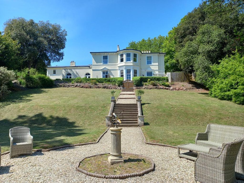 Property photo 1 of 21