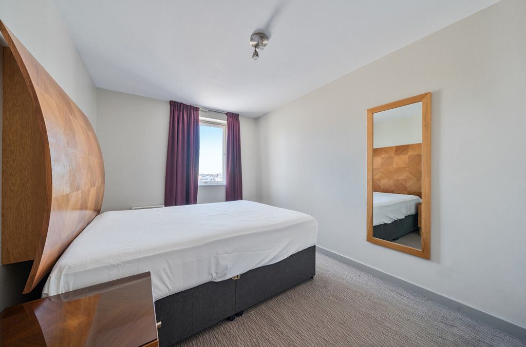 Property photo 2 of 9 1395069-2-695B97E...